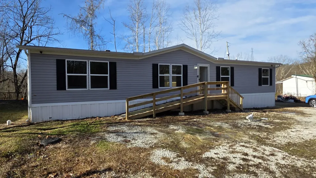 192 Eloise Road Louisa KY 41230