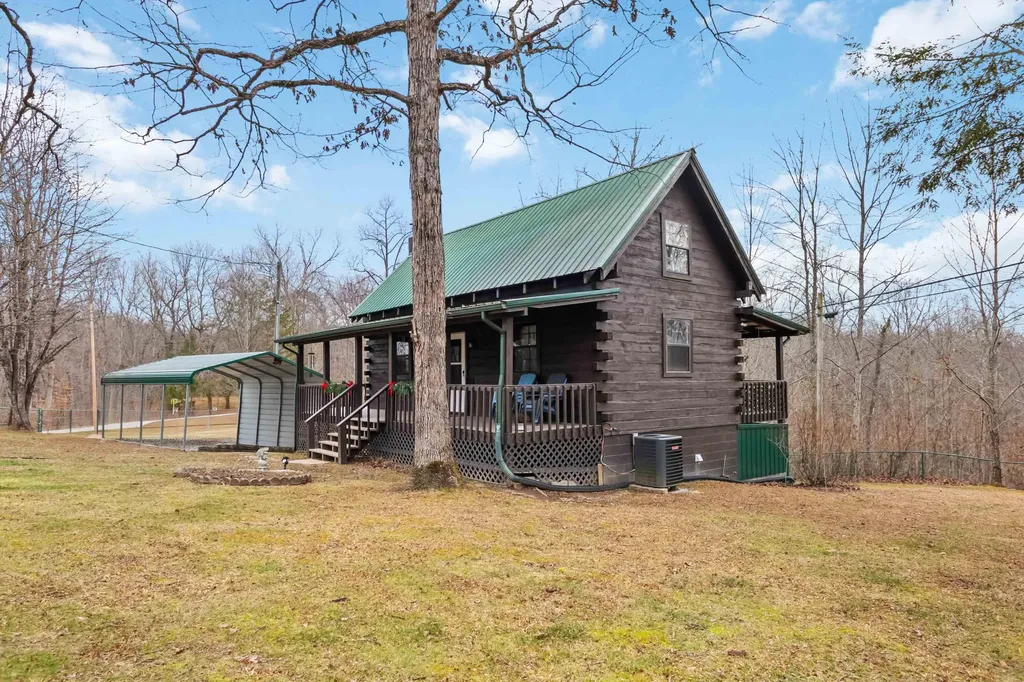21 Clark Bottom Road London KY 40744
