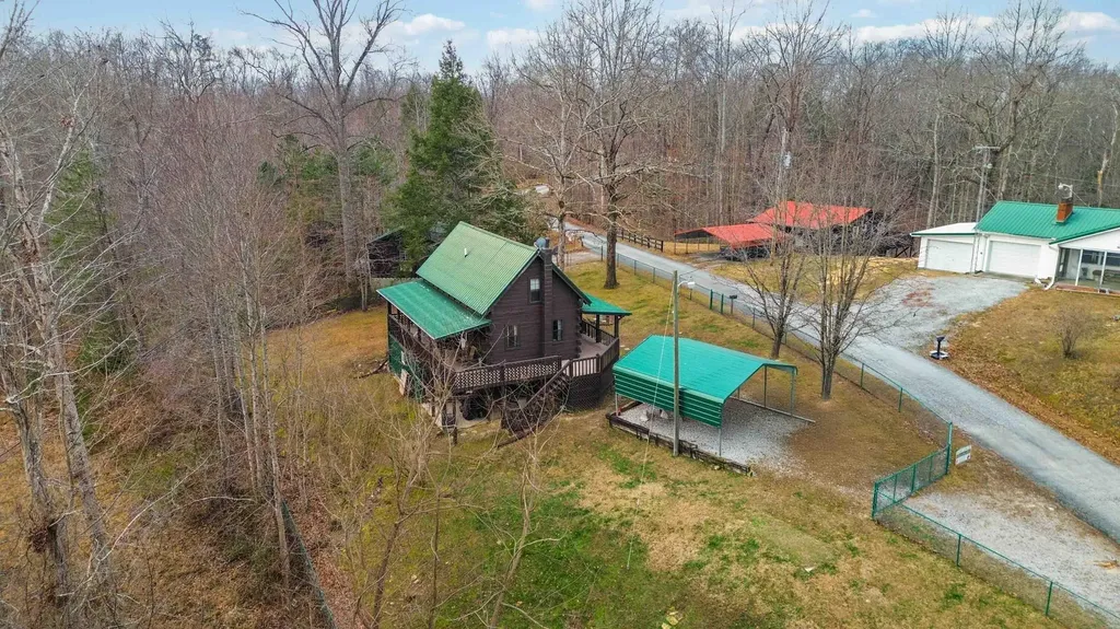 21 Clark Bottom Road London KY 40744