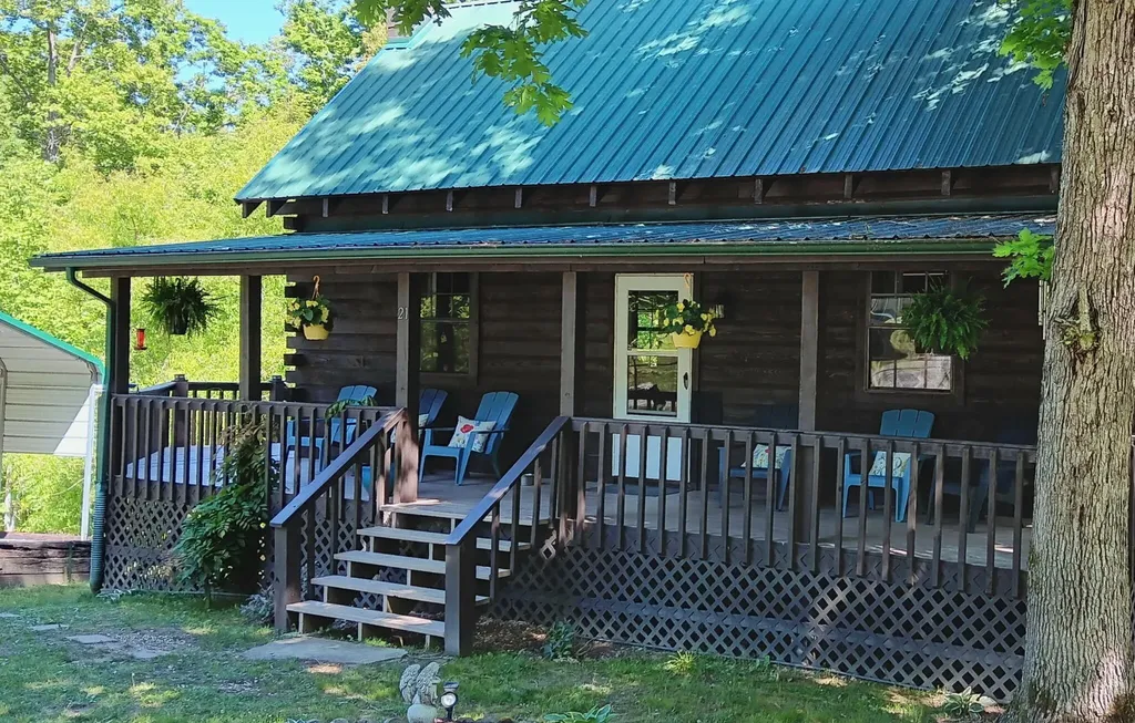 21 Clark Bottom Road London KY 40744