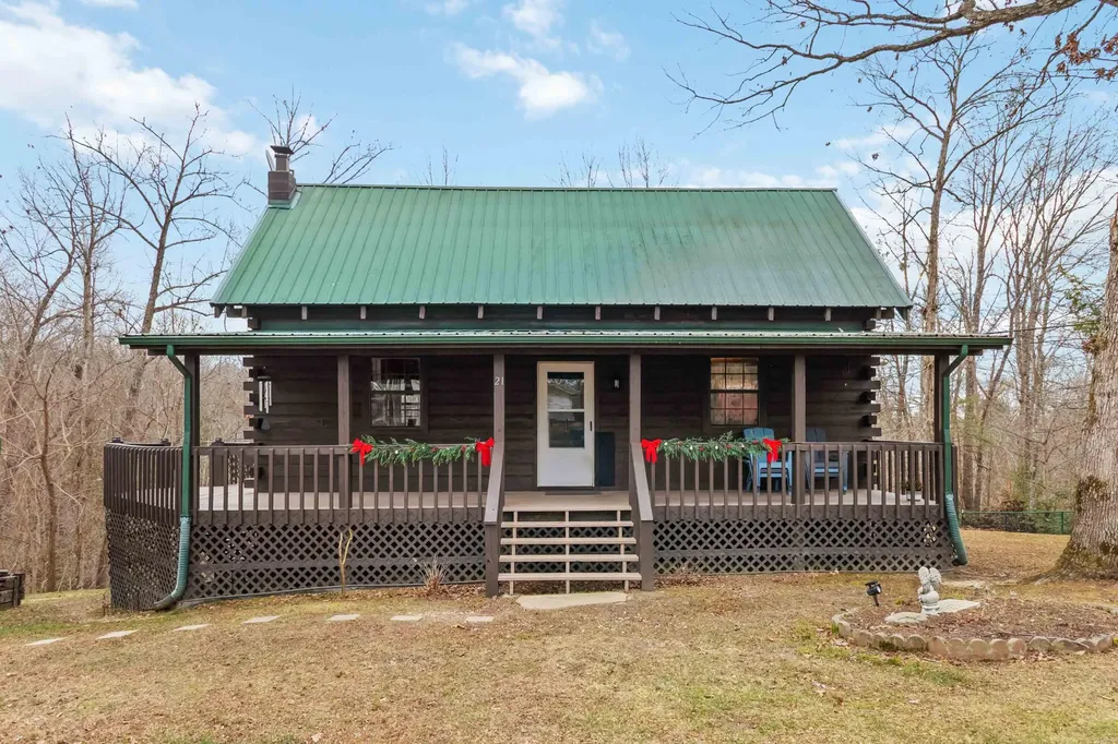 21 Clark Bottom Road London KY 40744