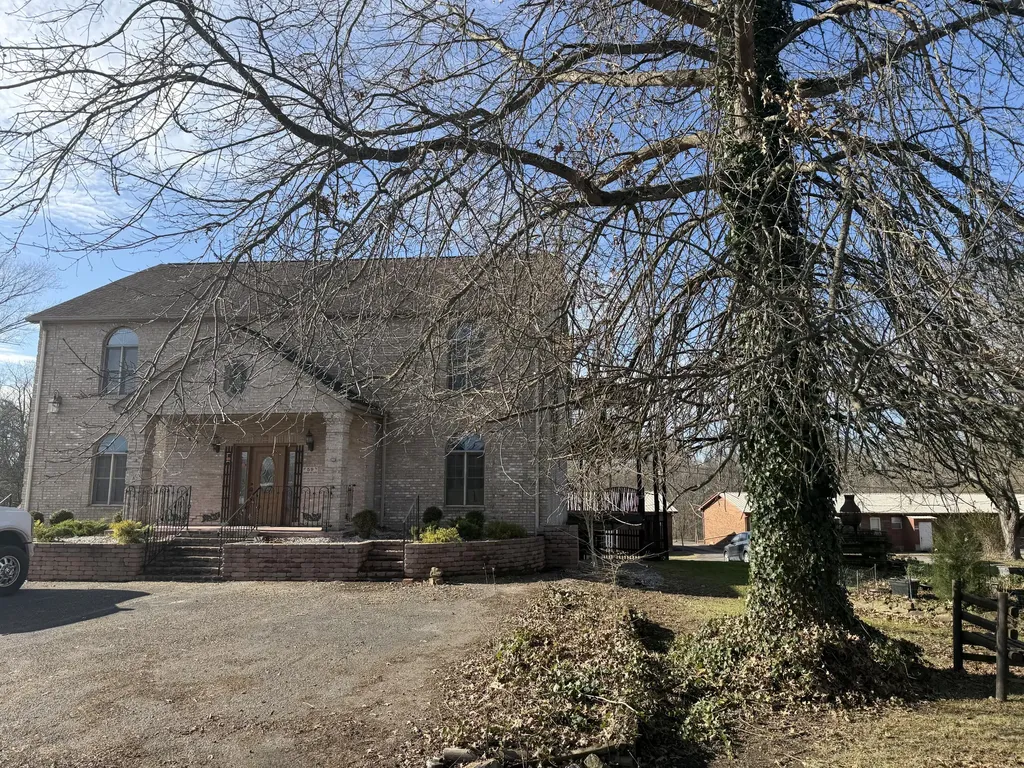 59 Running Fox Lane Corbin KY 40701
