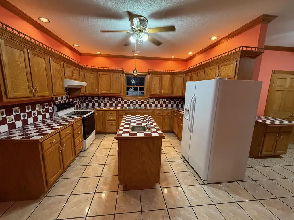 59 Running Fox Lane Corbin KY 40701