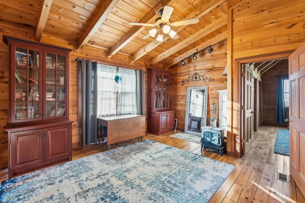1023 General Cable Road Lawrenceburg KY 40342