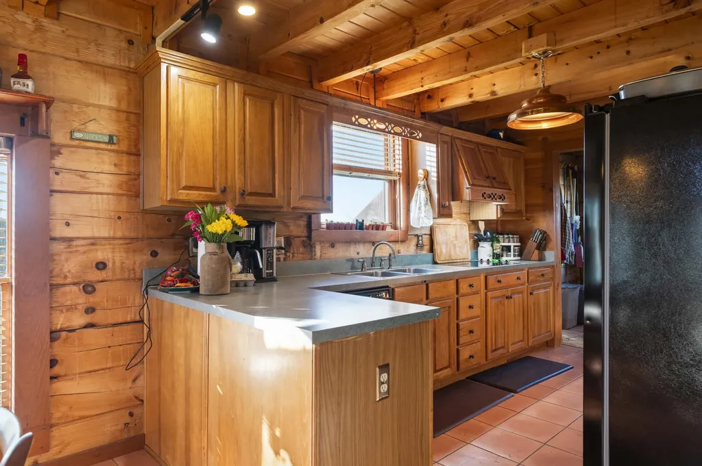 1023 General Cable Road Lawrenceburg KY 40342