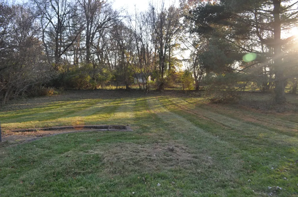 136 Lincoln Drive Frankfort KY 40601