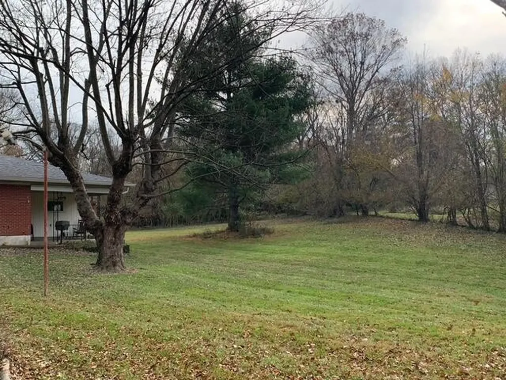 136 Lincoln Drive Frankfort KY 40601