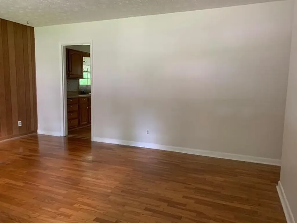 136 Lincoln Drive Frankfort KY 40601