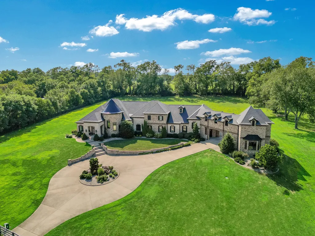 520 Cassity Way Nicholasville KY 40356
