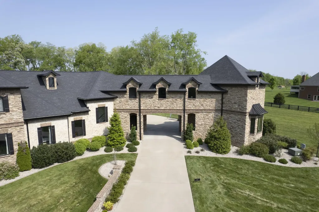 520 Cassity Way Nicholasville KY 40356