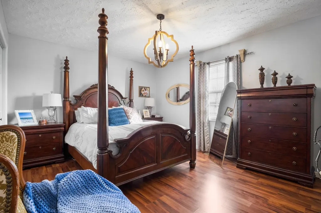 270 Peters Road Mckee KY 40447