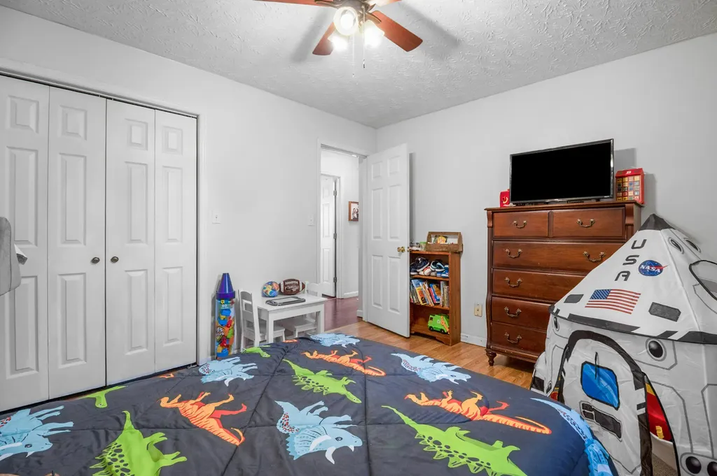 270 Peters Road Mckee KY 40447