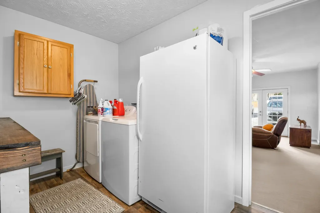 270 Peters Road Mckee KY 40447