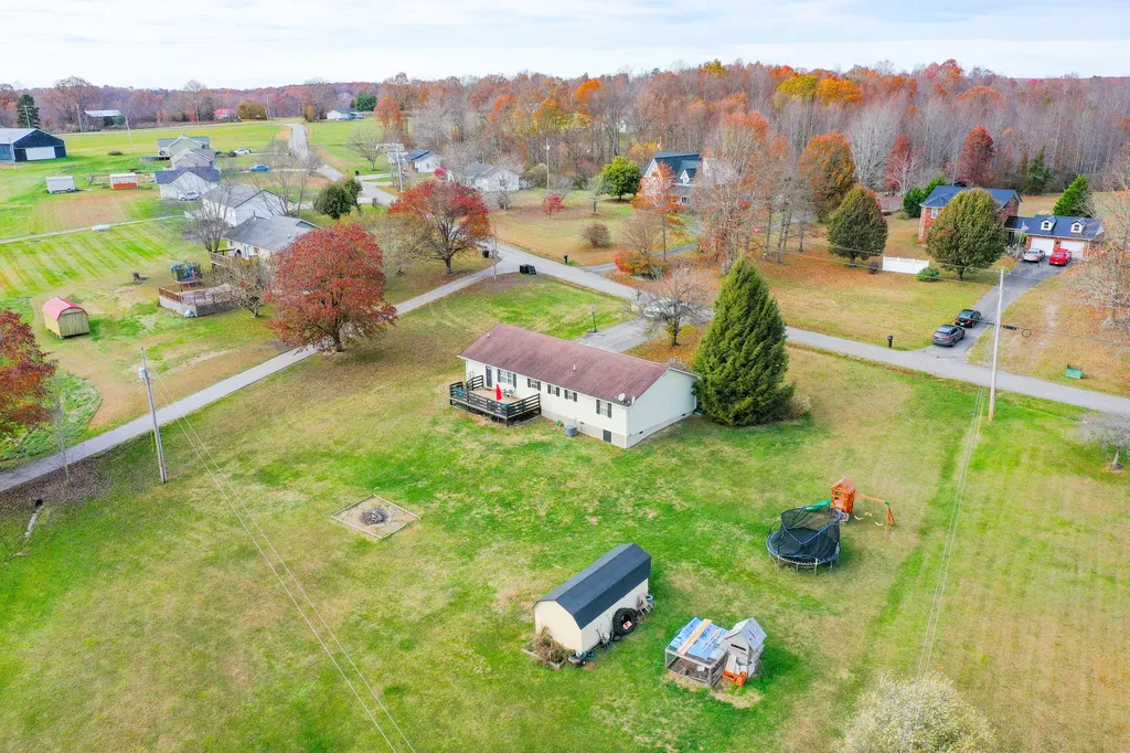 270 Peters Road Mckee KY 40447