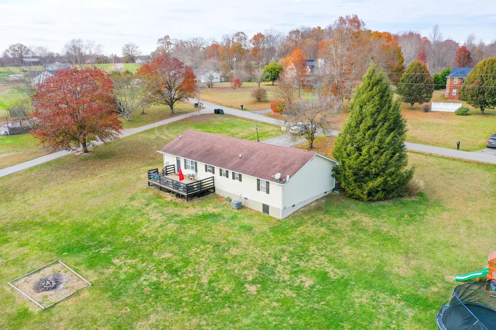 270 Peters Road Mckee KY 40447