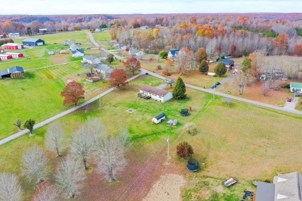 270 Peters Road Mckee KY 40447