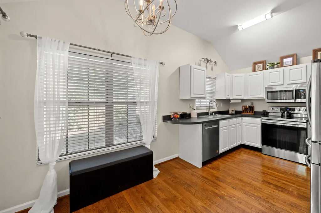 2248 Valencia Drive Lexington KY 40513