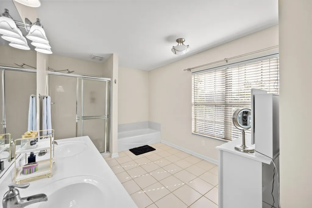 2248 Valencia Drive Lexington KY 40513