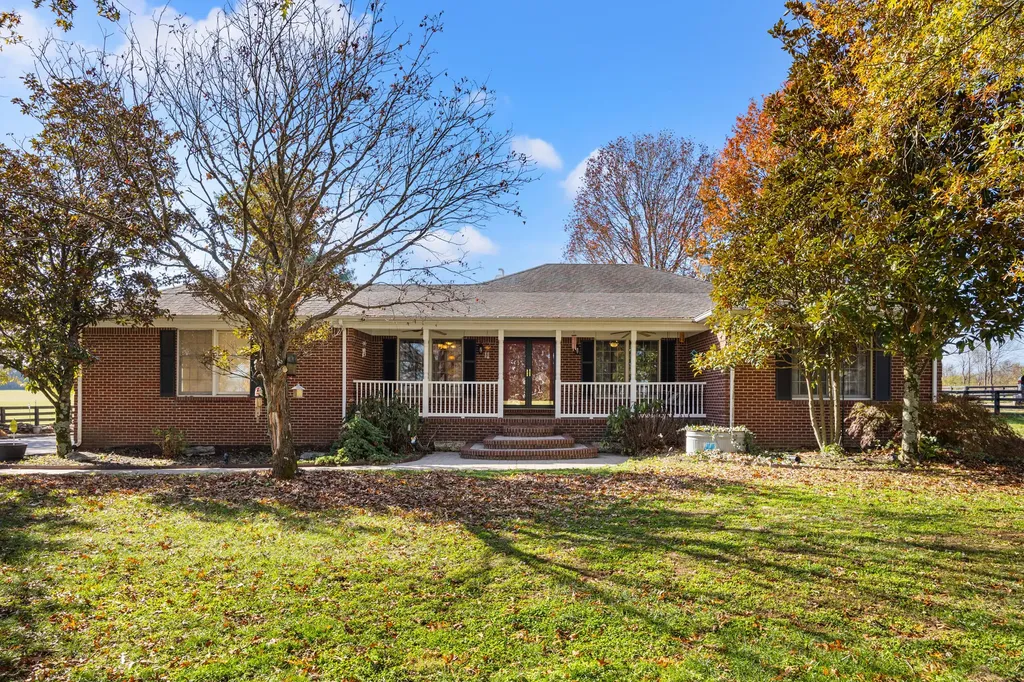 1360 Hoover Pike Nicholasville KY 40356