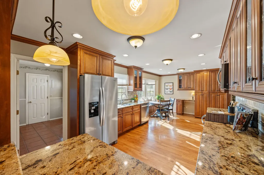 1360 Hoover Pike Nicholasville KY 40356