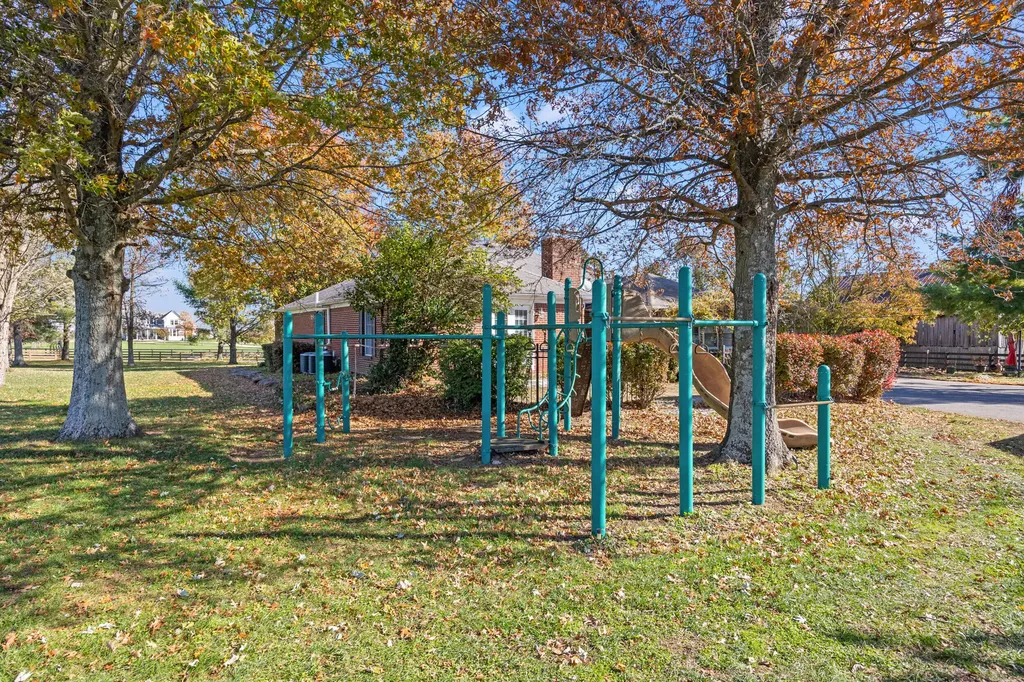 1360 Hoover Pike Nicholasville KY 40356