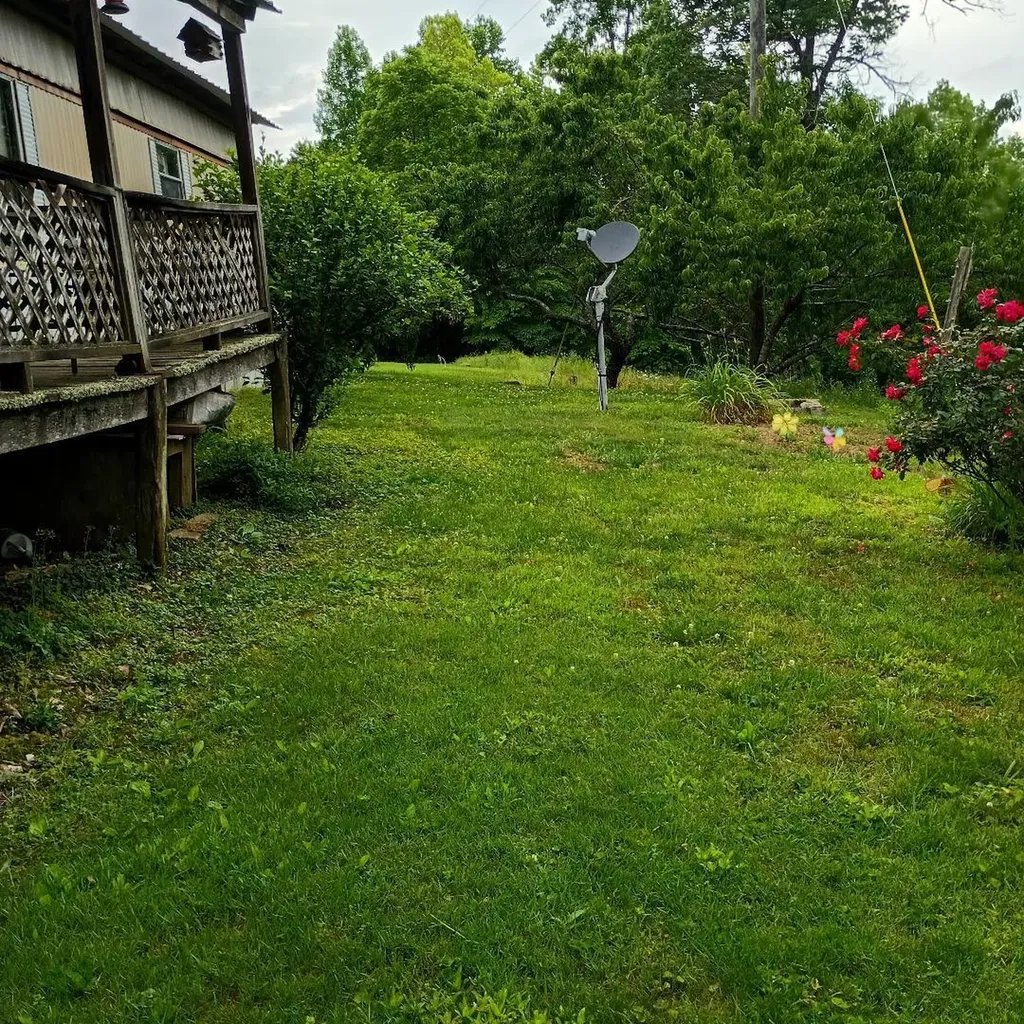273 S Burke Road Monticello KY 42633