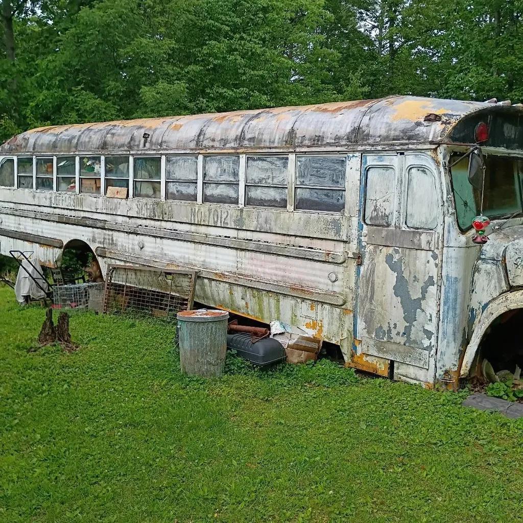 273 S Burke Road Monticello KY 42633