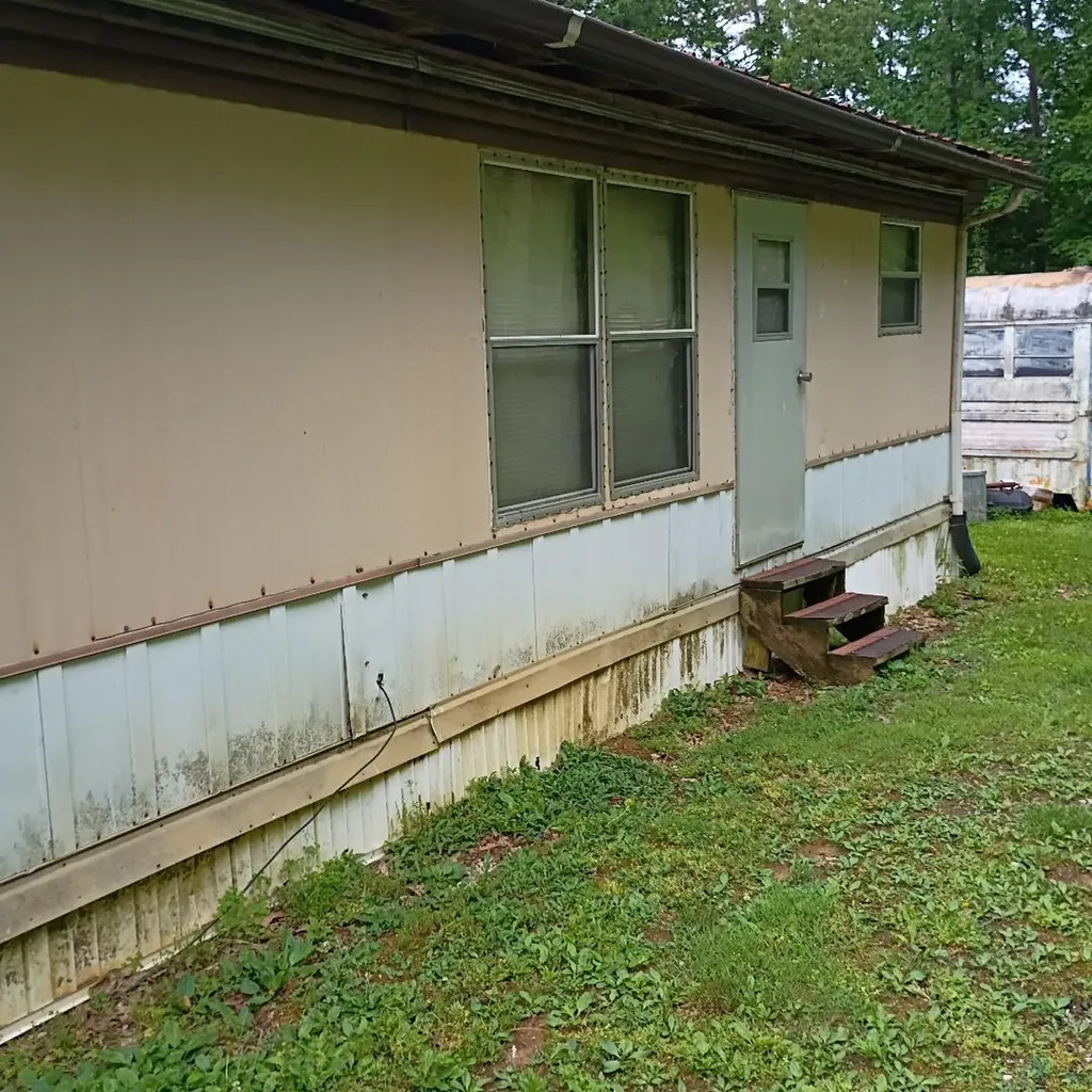 273 S Burke Road Monticello KY 42633