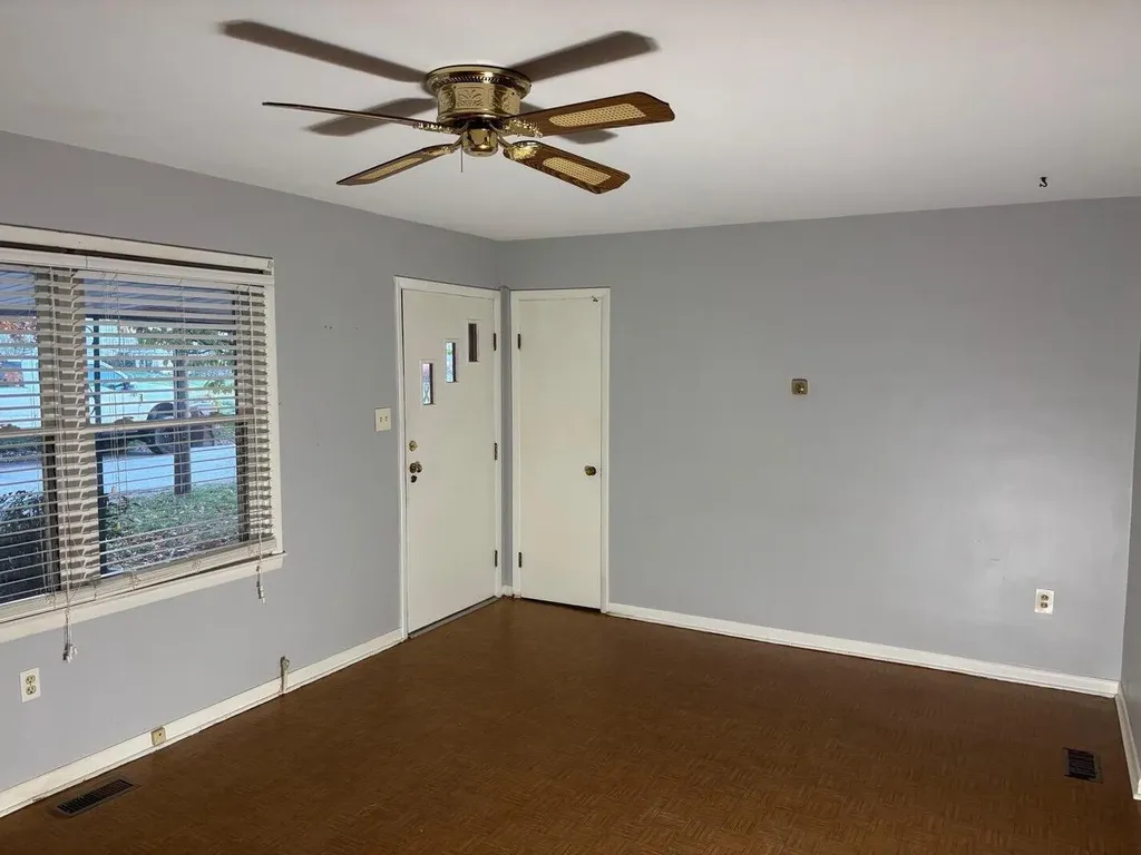 605 College Street Winchester KY 40391