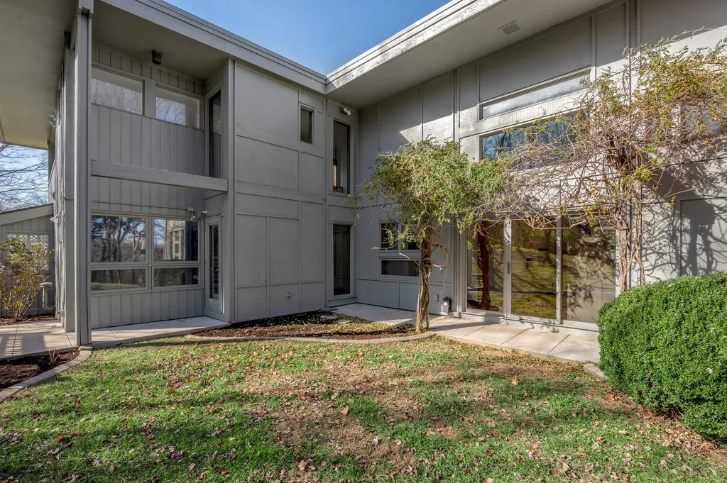 3892 Gloucester Drive Lexington KY 40510