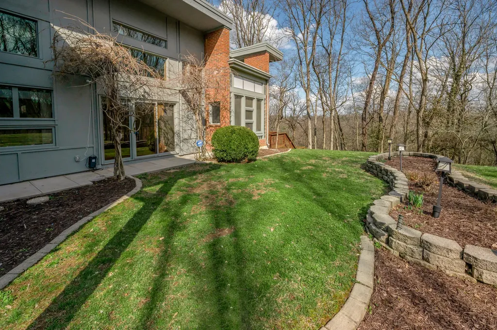 3892 Gloucester Drive Lexington KY 40510