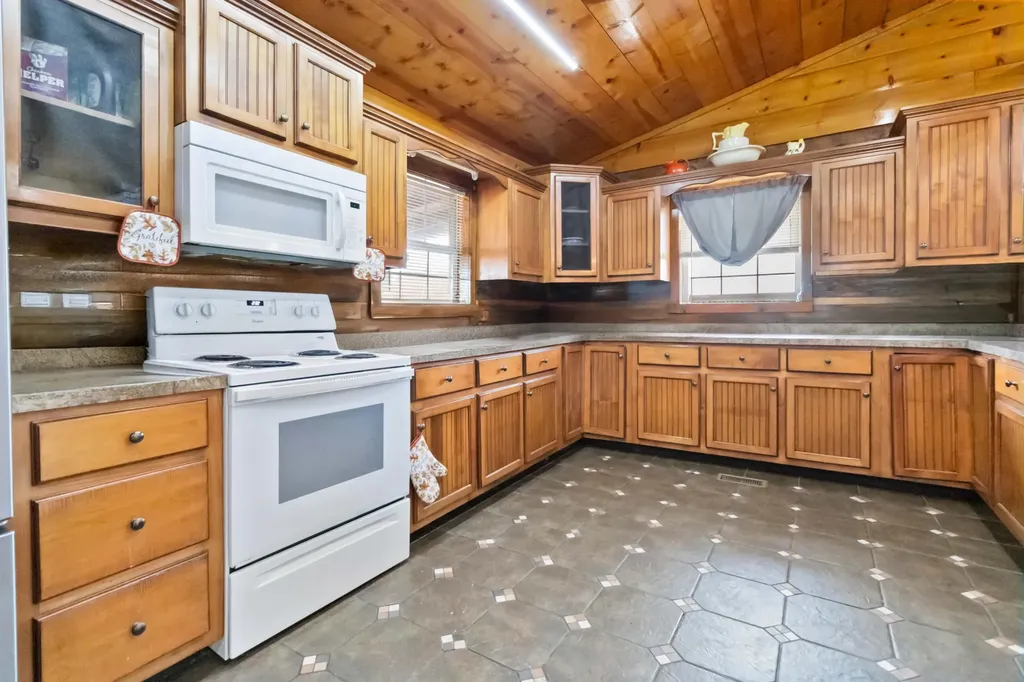 1250 Wilder Ridge Road Mckee KY 40447