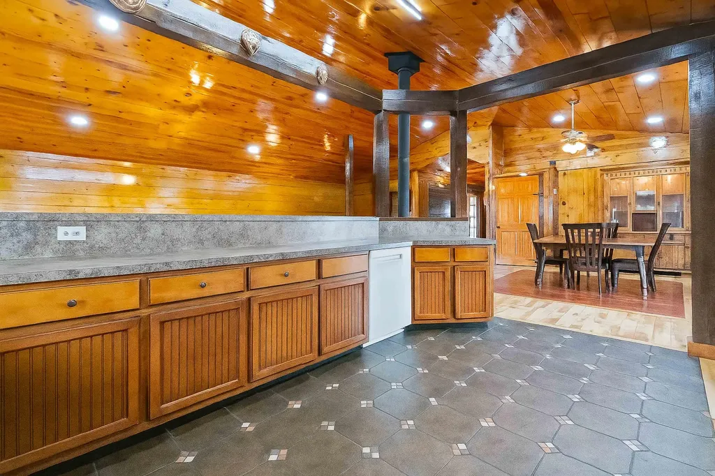 1250 Wilder Ridge Road Mckee KY 40447