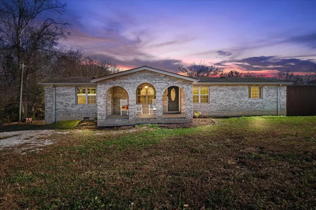 861 Black Oak Road Williamsburg KY 40769
