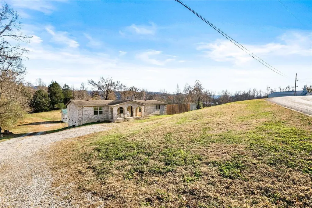 861 Black Oak Road Williamsburg KY 40769
