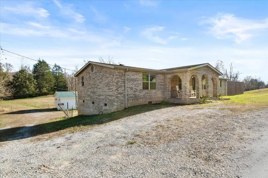 861 Black Oak Road Williamsburg KY 40769