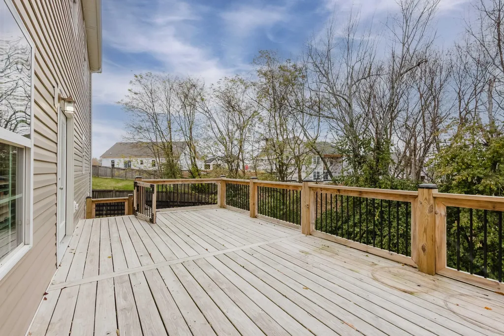 409 N Creek Court Richmond KY 40475