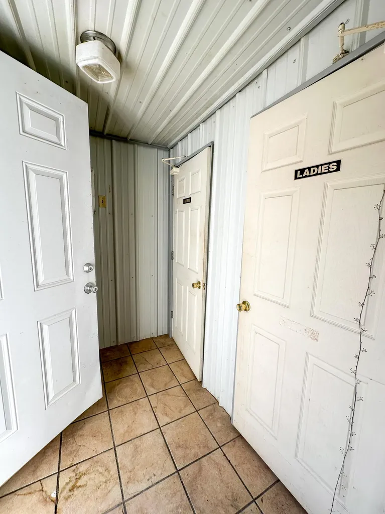 9144 Main Street Livingston KY 40445