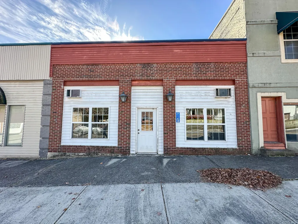 9144 Main Street Livingston KY 40445