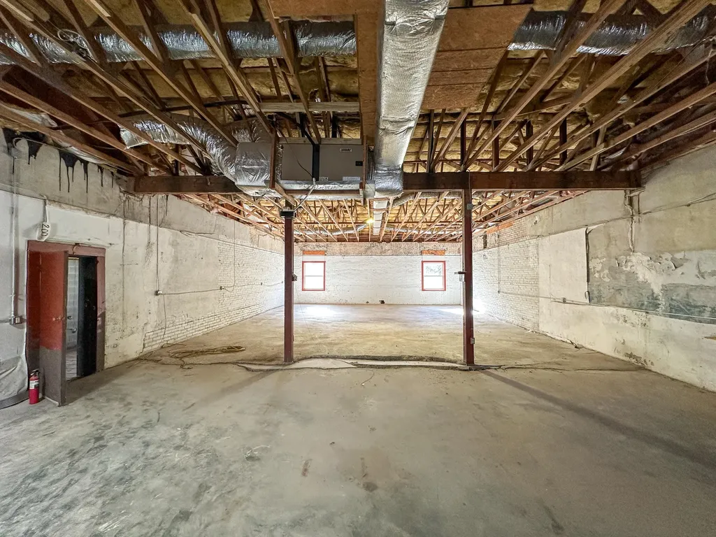 9144 Main Street Livingston KY 40445