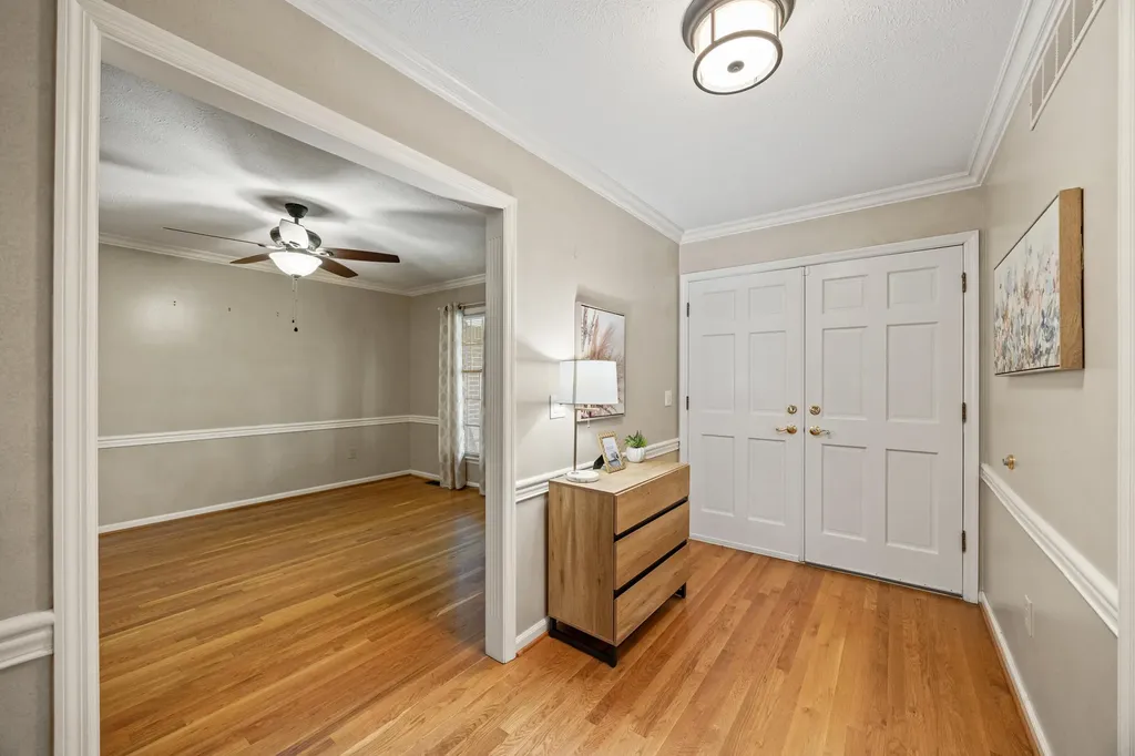 1360 Hoover Pike Nicholasville KY 40356