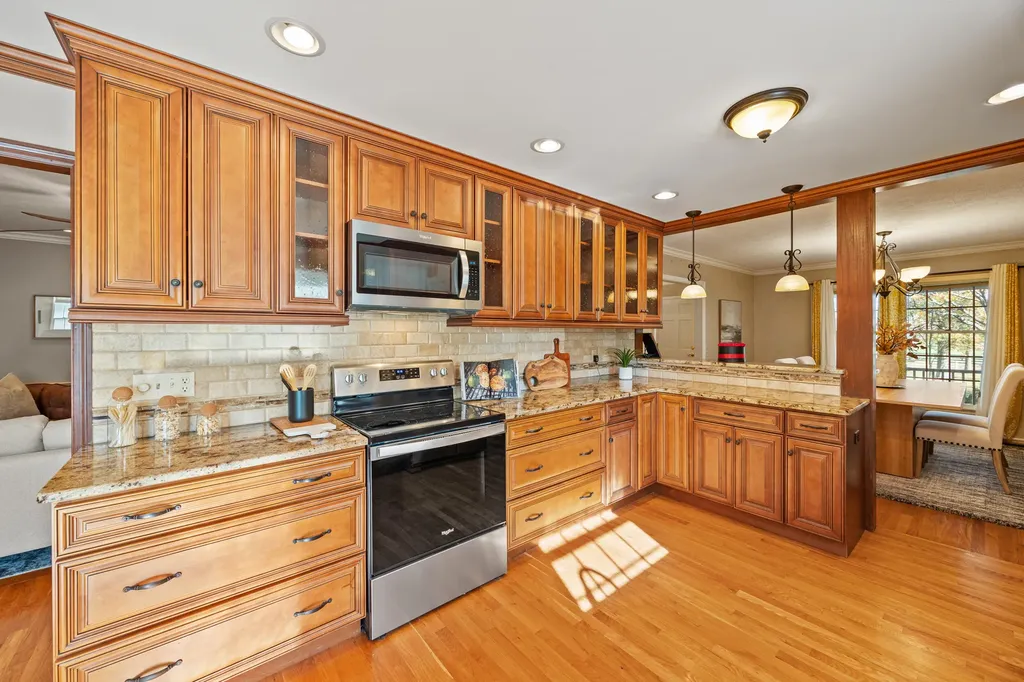1360 Hoover Pike Nicholasville KY 40356