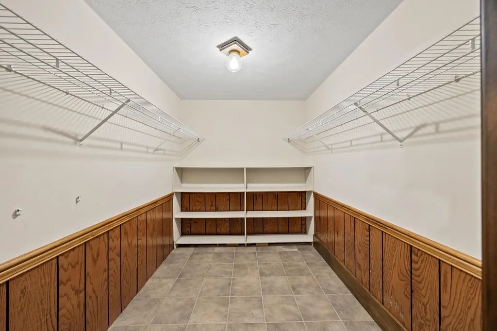 1360 Hoover Pike Nicholasville KY 40356