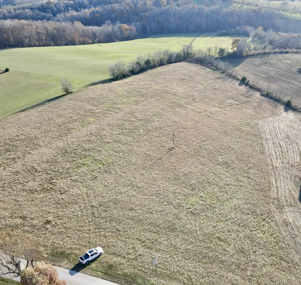 999 E Level Green Road Mt Vernon KY 40456