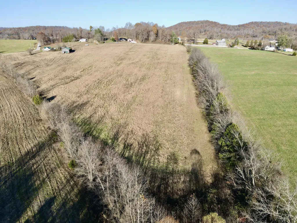 999 E Level Green Road Mt Vernon KY 40456