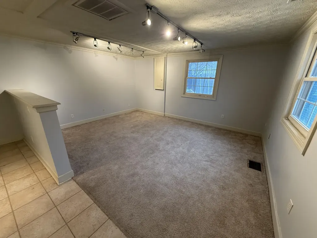 312 Thompson Road Lexington KY 40508