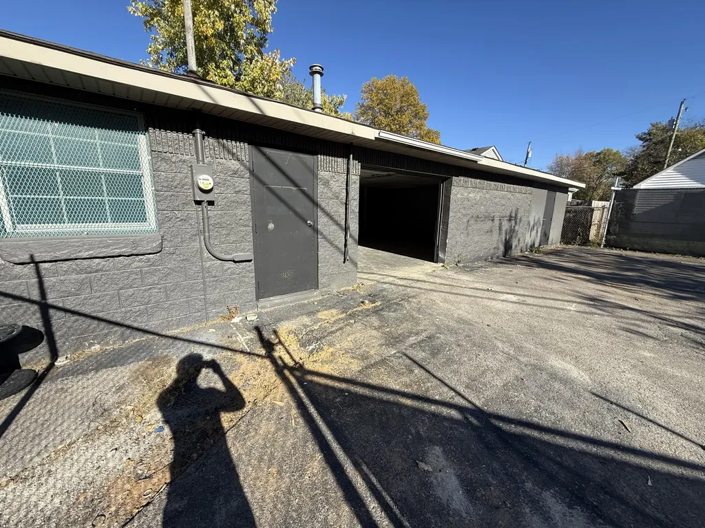 312 Thompson Road Lexington KY 40508