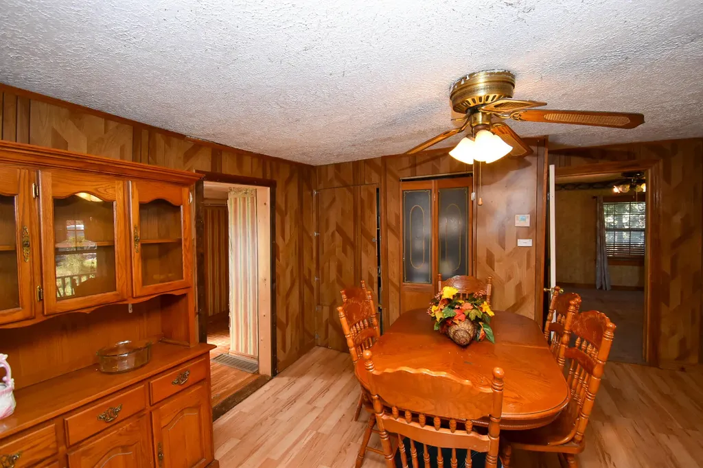 11034 Ky-1247 Waynesburg KY 40489