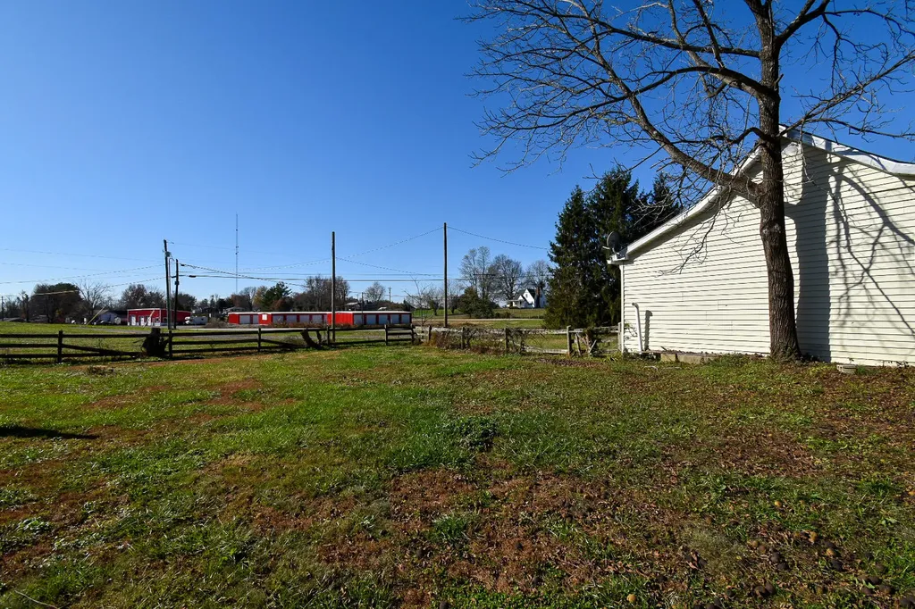 11034 Ky-1247 Waynesburg KY 40489