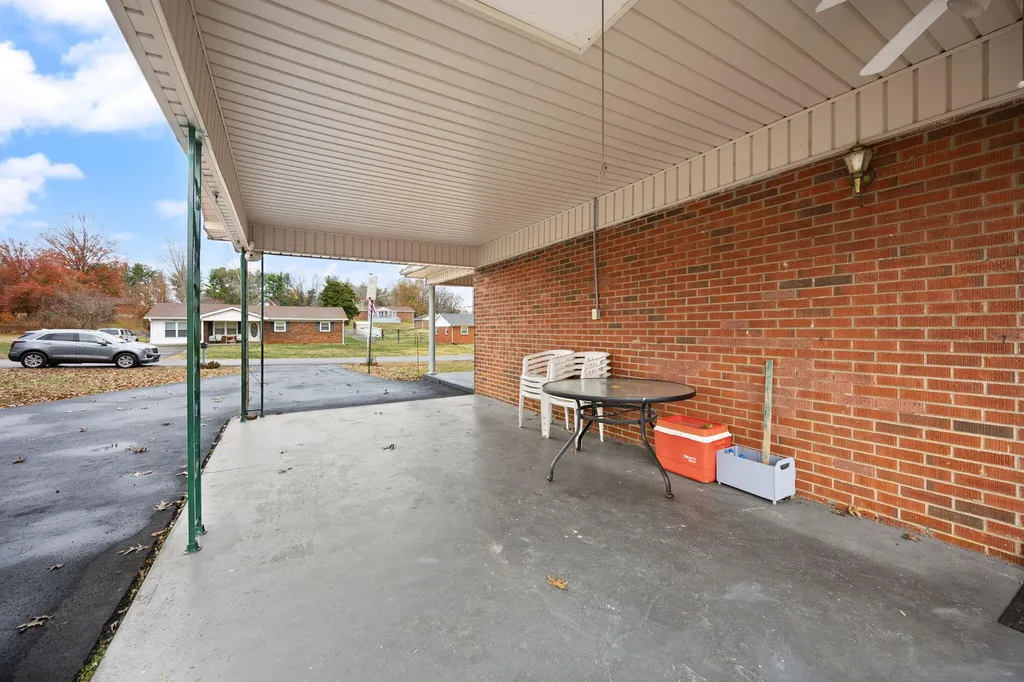 151 Jewell Street Somerset KY 42501